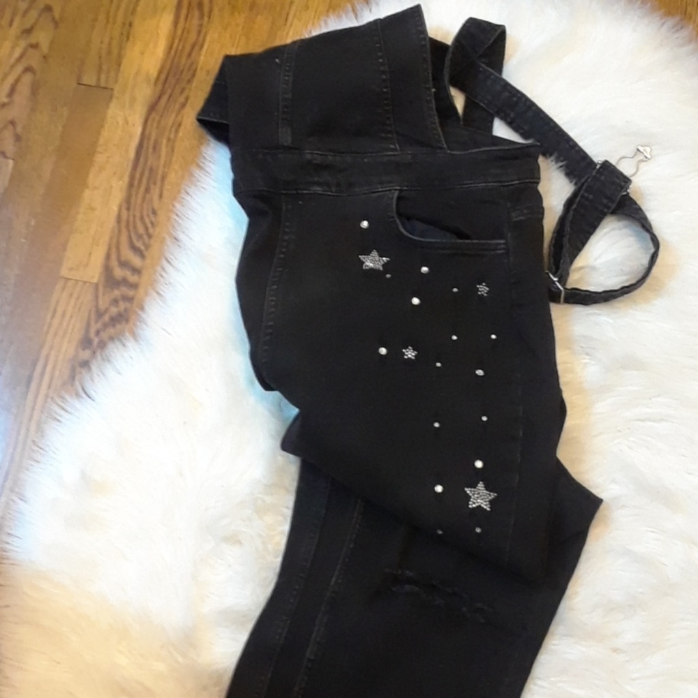 Jumpsuit - Picture 2 of 7
